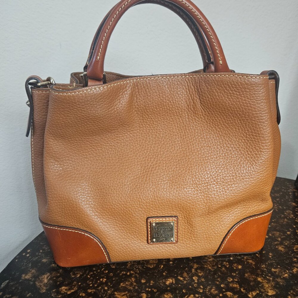 Dooney & Bourke